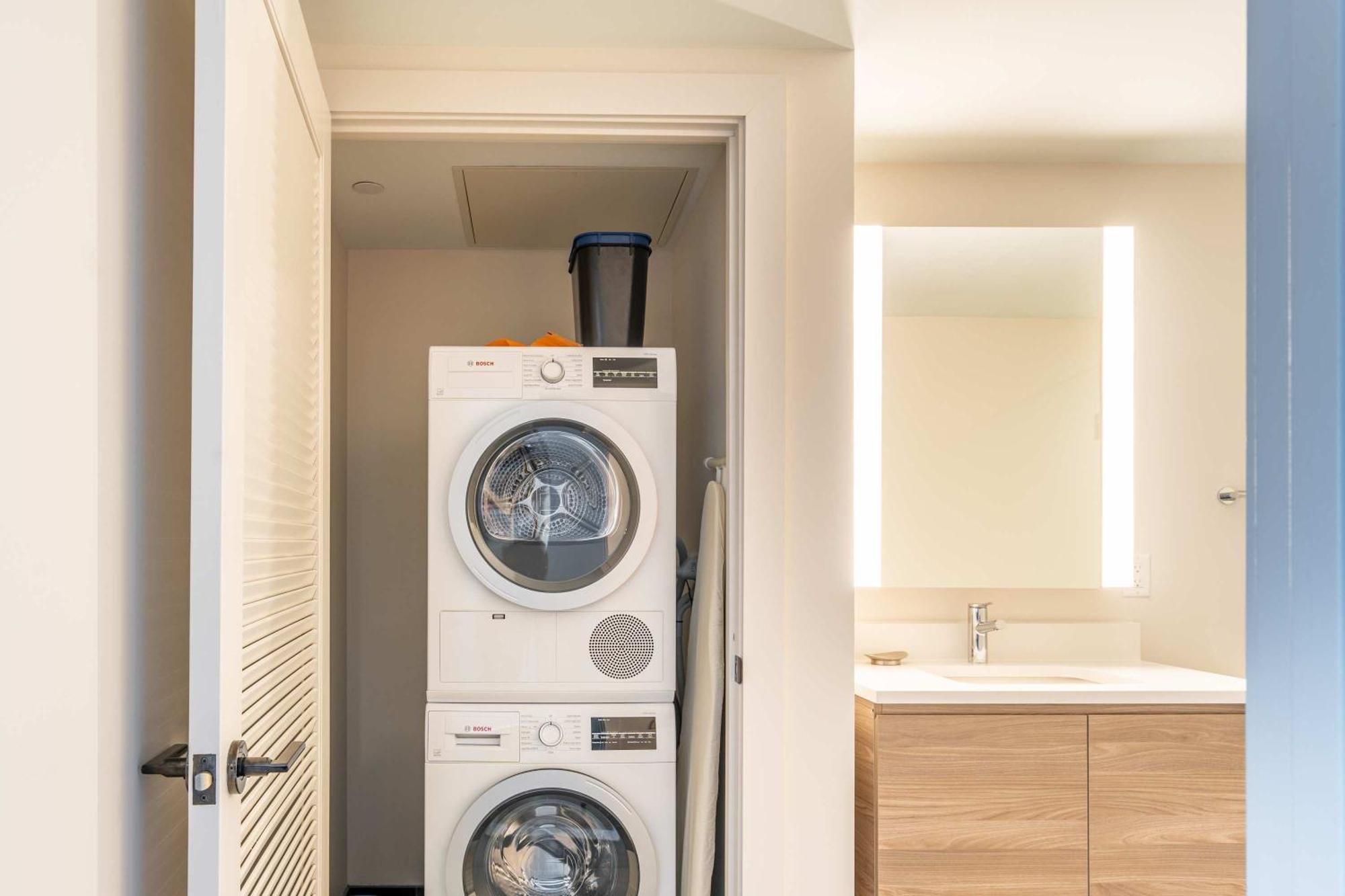 Luxury Apt Heart Of Seaport Boston Exteriör bild