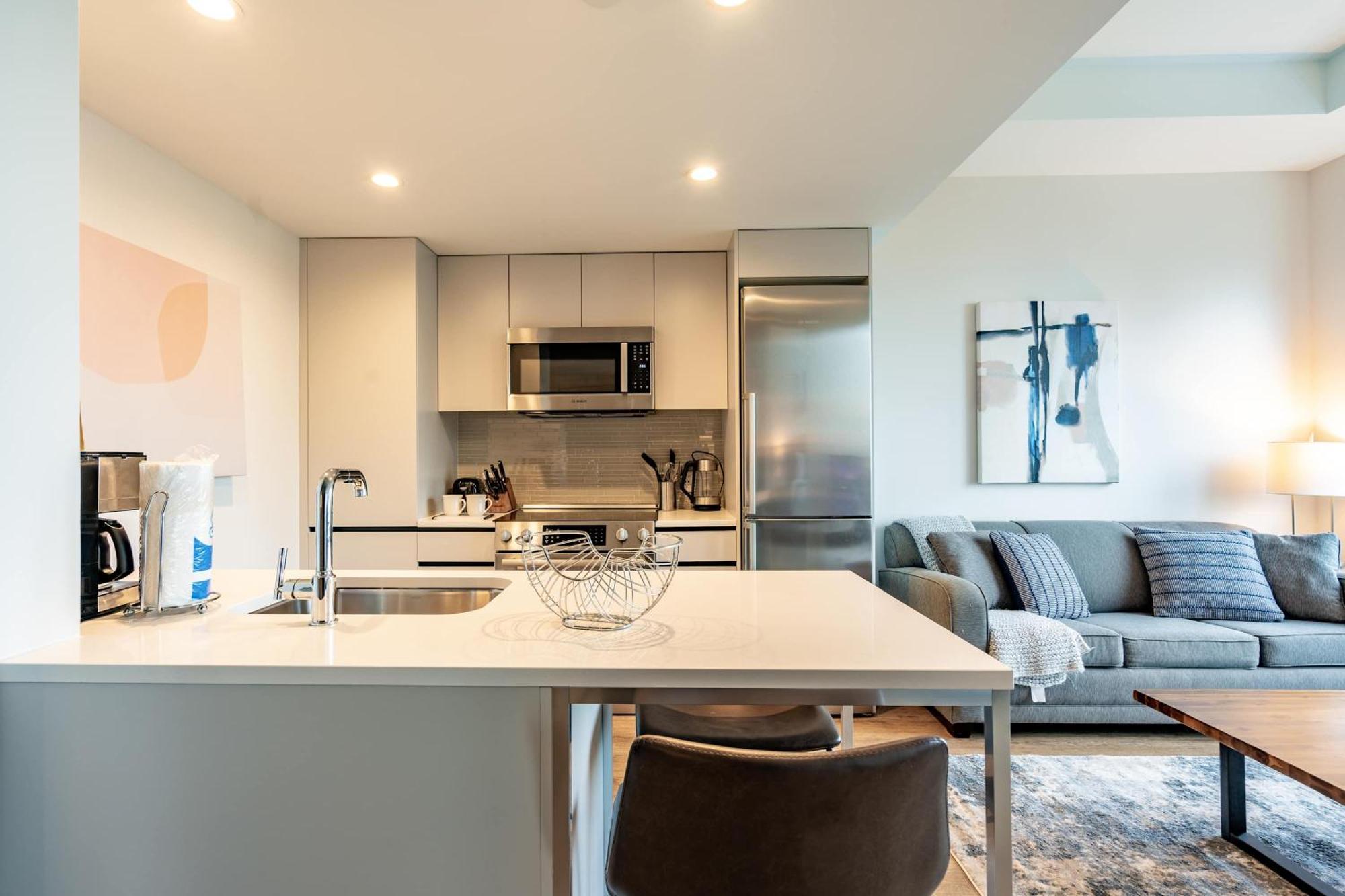 Luxury Apt Heart Of Seaport Boston Exteriör bild