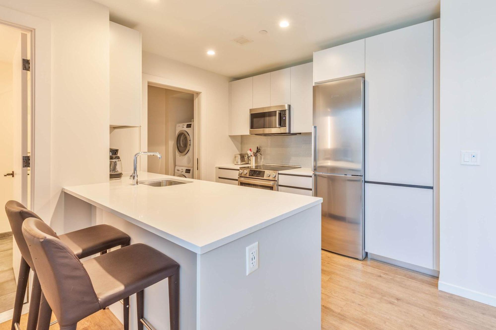 Luxury Apt Heart Of Seaport Boston Exteriör bild